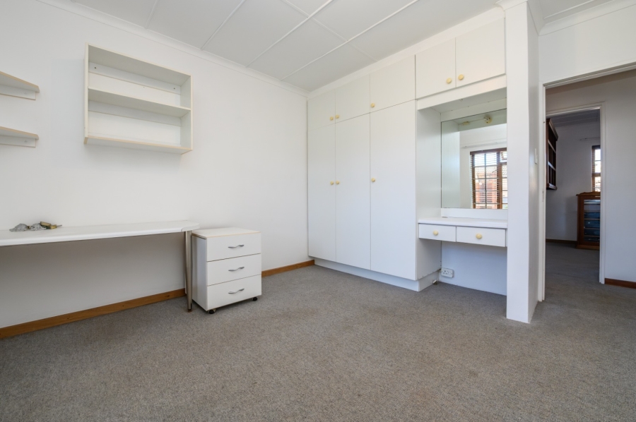 4 Bedroom Property for Sale in Charlo Eastern Cape